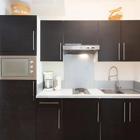 Le Cosy Yourhosthelper Апартаменты