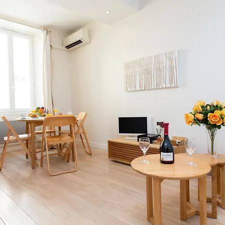 Апартаменты Le Cosy Yourhosthelper