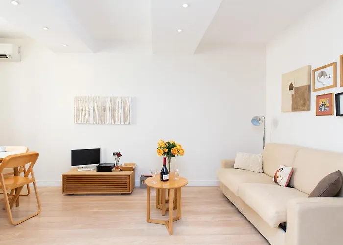 Le Cosy Yourhosthelper *